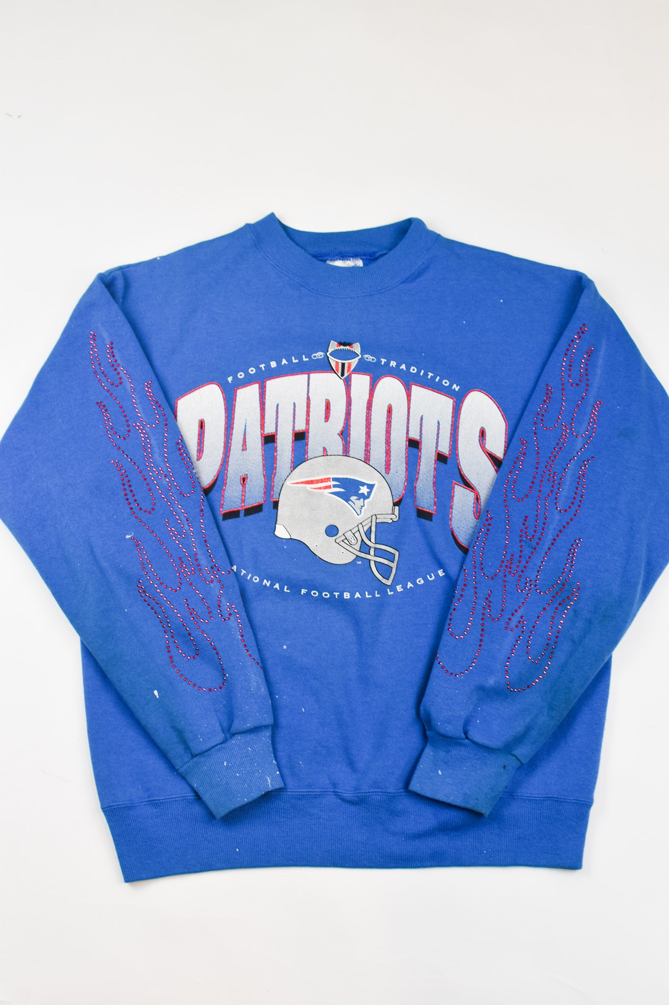 Patriots old logo sweatshirt online